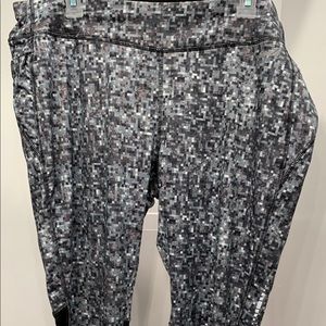 New Women’s xxl 20 capris active wear